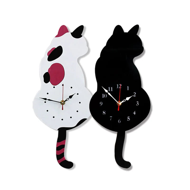 Horloge Chat Queue Balancier